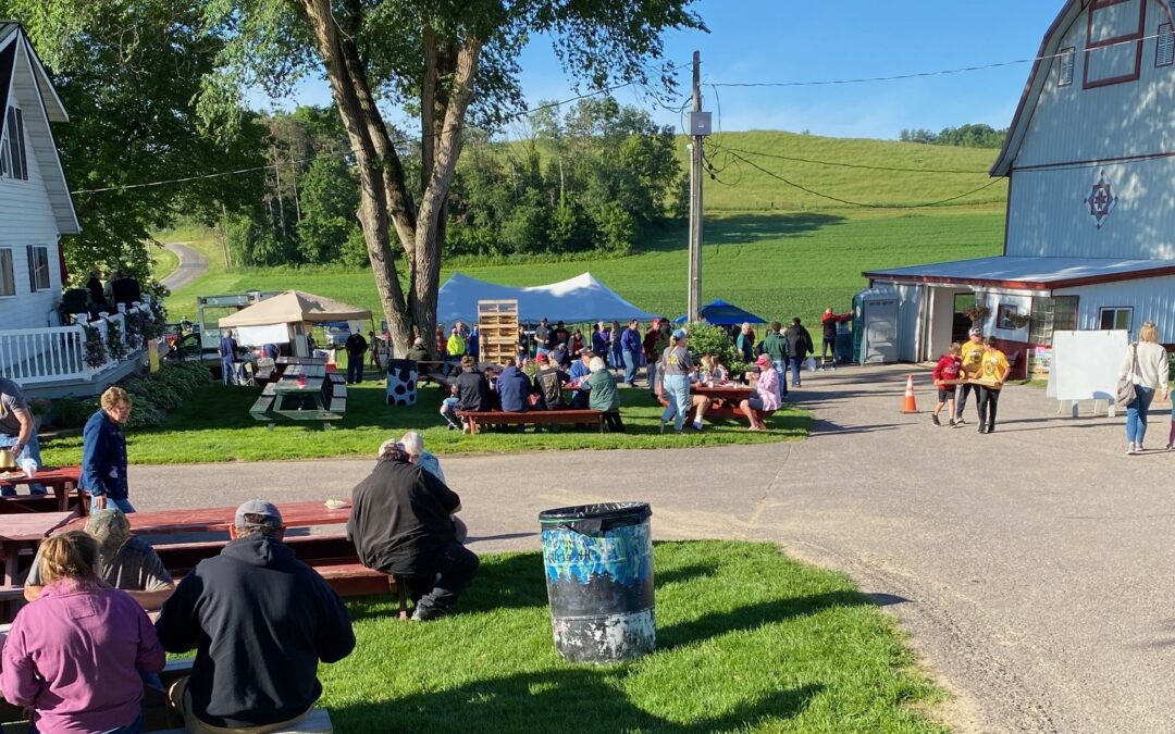 Foremost Farms Supports Local Agriculture Year Round